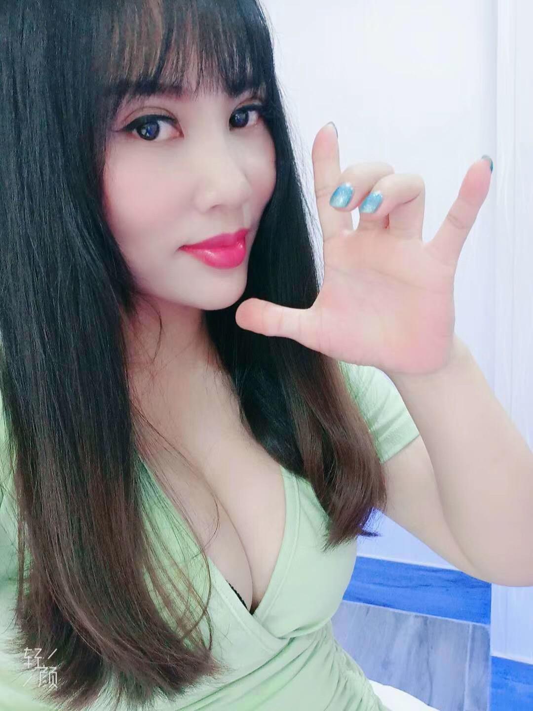 佛山佛山禅城38C大胸妹子